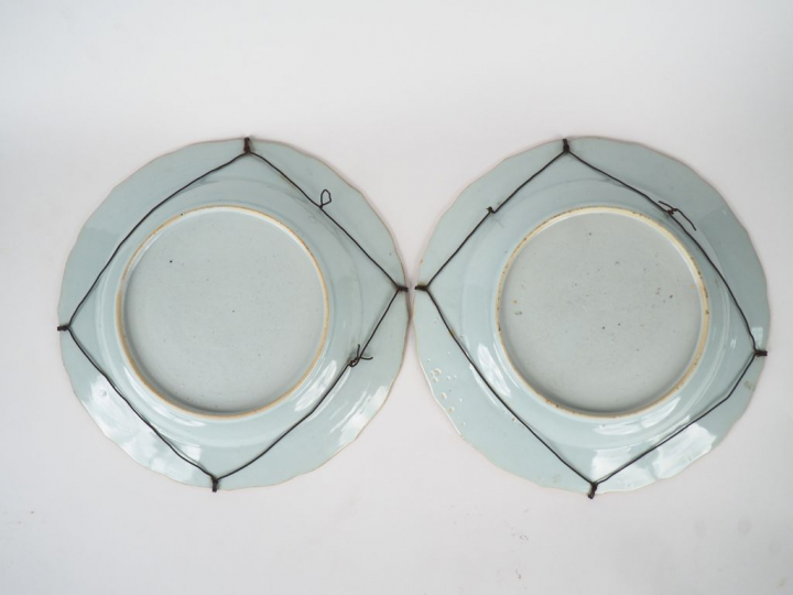 Chine, Compagnie des Indes,  XVIIIe siècle, Qianlong,  Paire de plats 