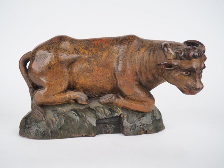 Sculpture XIXème en bois polychrome. "Le bœuf de la crèche". Dim. 21 x