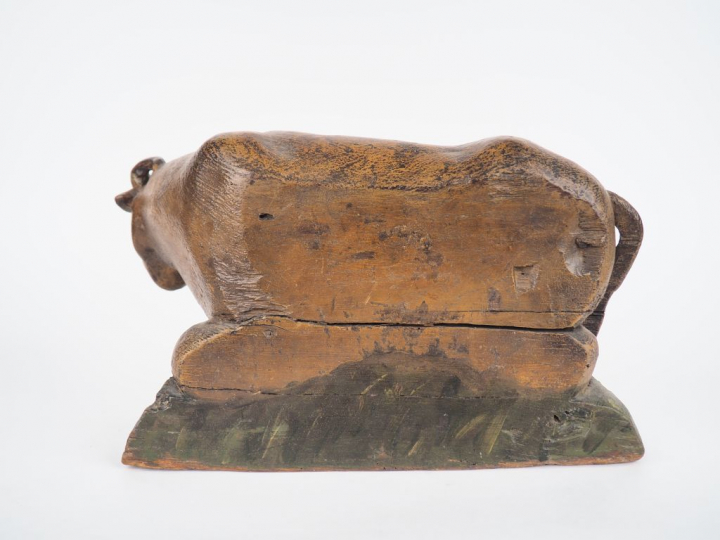 Sculpture XIXème en bois polychrome. "Le bœuf de la crèche". Dim. 21 x