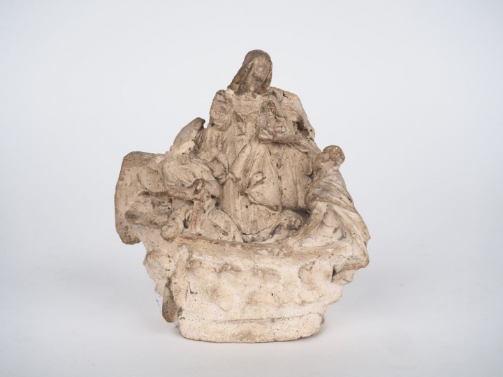 Petit groupe XIXème en plâtre original "scène religieuse". Dim. 17 x 1