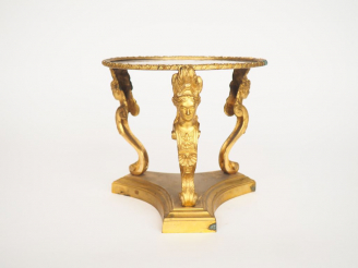 Vente aux enchères Présentoir ou centre de table XIXème de style Louis XIV en bronze doré