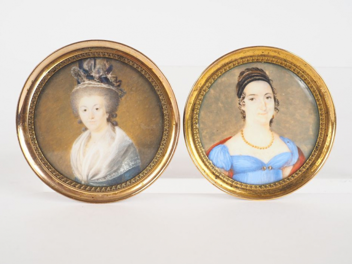 Miniature fin XVIIIème "portrait de jeune femme au chapeau" Diam. 5,5 