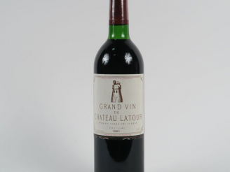 Vente aux enchères 1 BOUTEILLE CHÂTEAU LATOUR 1er GCC PAUILLAC - 1983 - BG