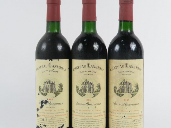 3 BOUTEILLES CHÂTEAU LANESSAN HAUT MEDOC - 1985 - 1 BG/2 LB/1 ELA