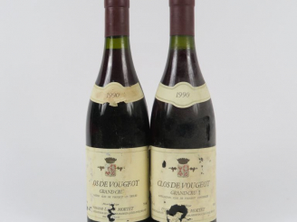 Vente aux enchères 2 BOUTEILLES CLOS DE VOUGEOT GC DOMAINE DENIS MORTET - 1990 - EA