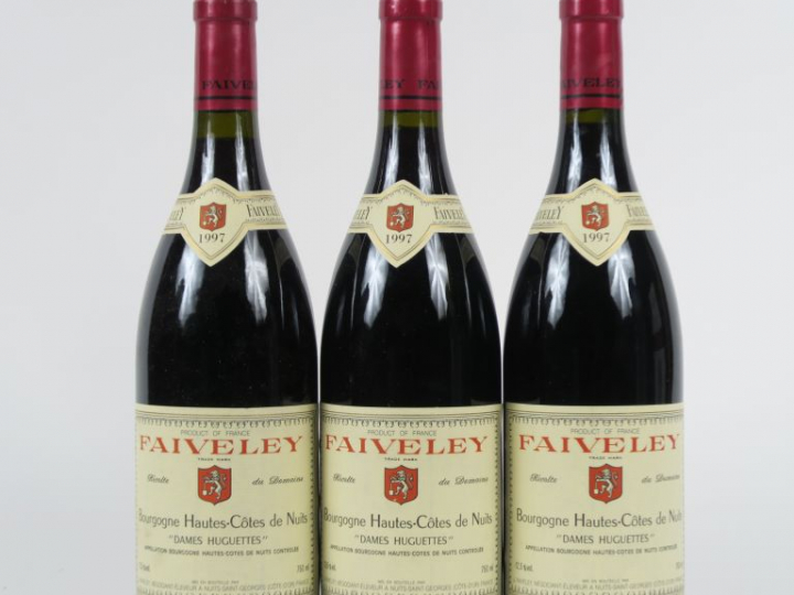 3 BOUTEILLES BOURGOGNE HAUTES CÔTES DE NUITS 'DAMES HUGUETTES' FAIVELE
