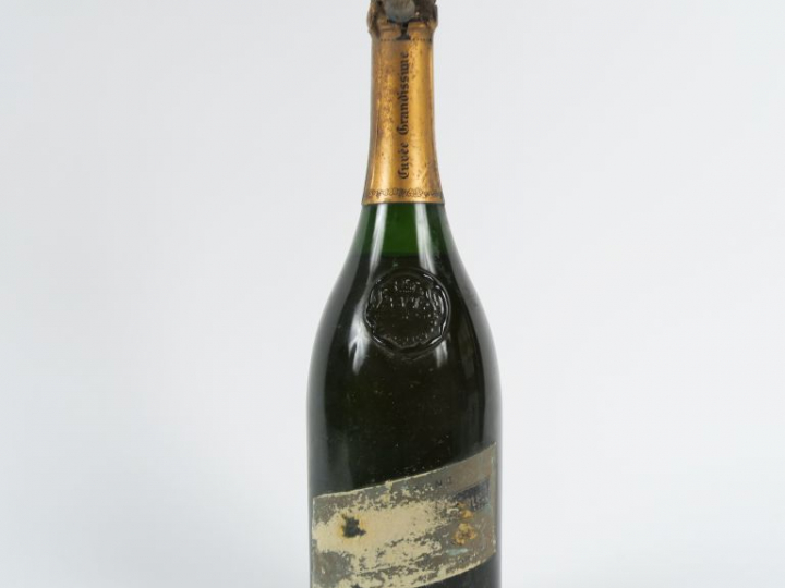 1 BOUTEILLE CHAMPAGNE 'CUVEE GRANDISSIME' VEUVE CLICQUOT PONSARDIN - 1