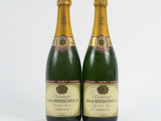 Vente aux enchères 2 BOUTEILLES CHAMPAGNE ALFRED ROTHSCHILD - 1981