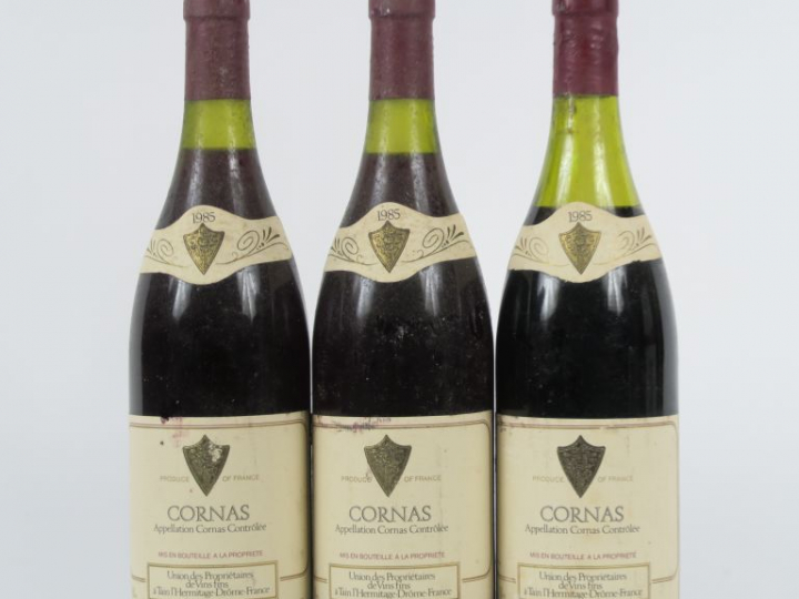 3 BOUTEILLES CORNAS CAVE DE TAIN L'HERMITAGE - 1985 - 1 à 5 CM