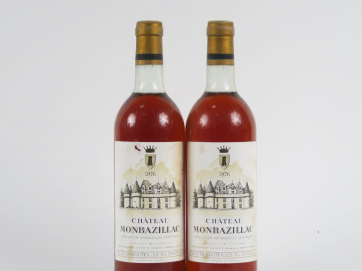 2 BOUTEILLES CHÂTEAU MONBAZILLAC - 1976 - LB