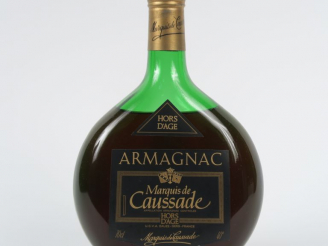 Vente aux enchères 1 BOUTEILLE ARMAGNAC 'HORS D'AGE' MARQUIS DE CAUSSADE - COFFRET