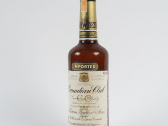 Vente aux enchères 1 BOUTEILLE WHISKY CANADIAN CLUB - COFFRET