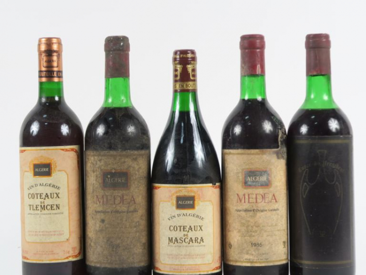 5 BOUTEILLES VIN D'ALGERIE