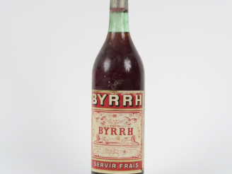 Vente aux enchères 1 VIEILLE BOUTEILLE BYRRH 