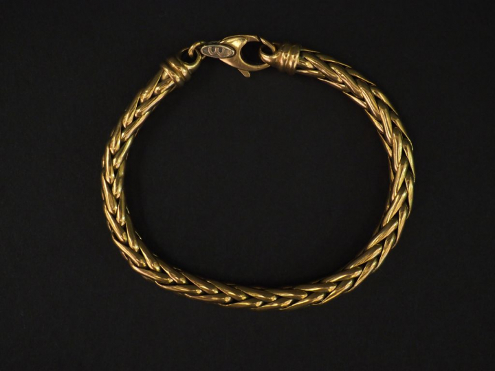 Bracelet en or jaune, maille palmier. Long. 18,5 cm Poids. 15,20 g