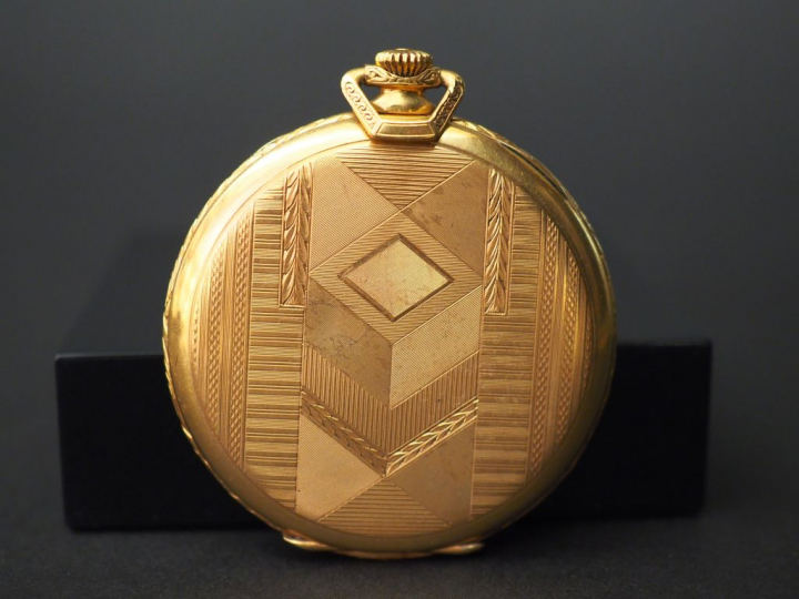 Montre de gousset en or jaune. Cadran à chiffres arabes pour les heure