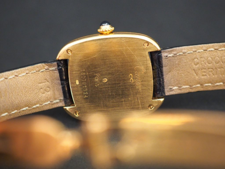 	CARTIER Montre bracelet de dame, modèle « Gondole » Boitier tonneau g