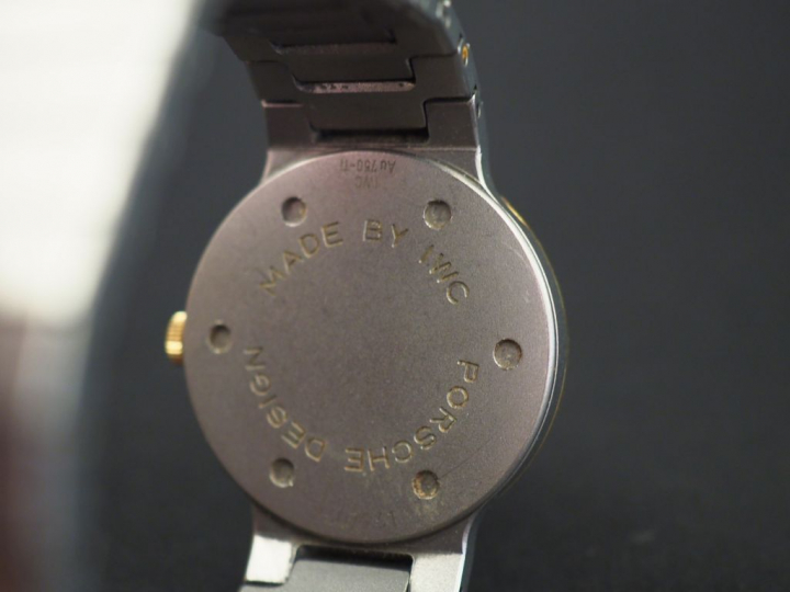	PORSCHE Design, by IWC Montre bracelet d’homme en métal et métal doré