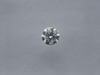 Vente aux enchères Diamant sur papier 0,13 ct - E-SI2.  Avec son certificat.
