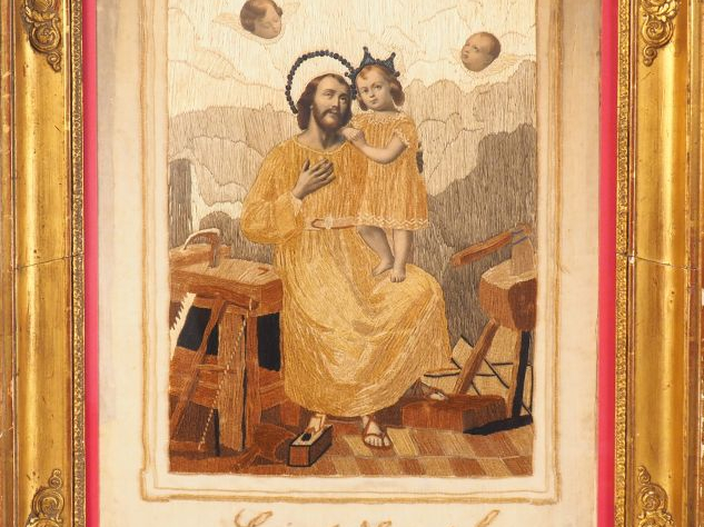 Soie brodée XIXème "Saint Joseph et l'enfant Jésus entourés d'anges"  