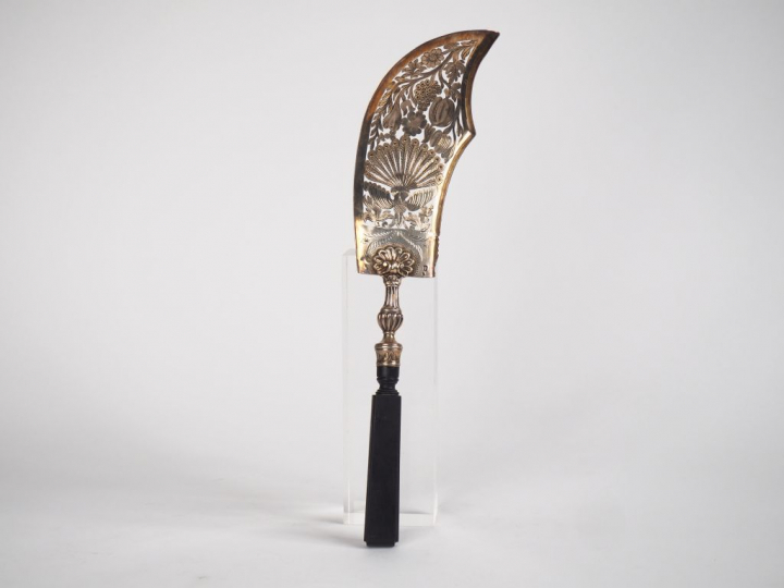 Pelle à servir le poisson Restauration en argent, poinçon Minerve, à d