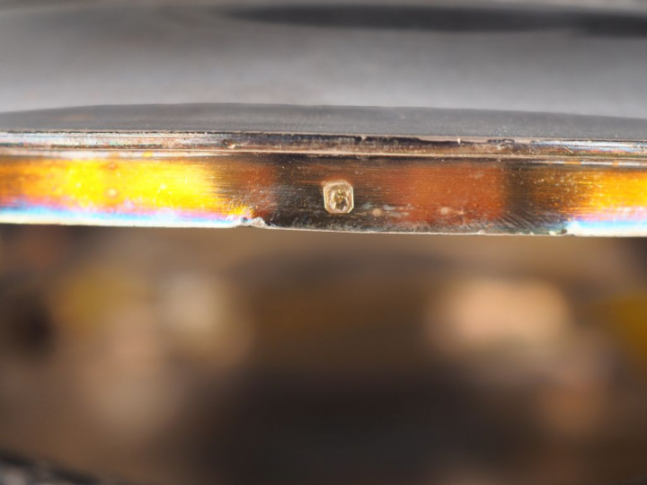 Légumier de style Louis XVI en argent, poinçon Minerve. Prise et anses