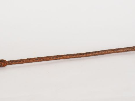 HERRILLA ESQUAL Makila.  Signé. Long. 85 cm