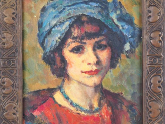 Vente aux enchères Charles GUERIN  "Jeune femme au chapeau bleu" Huile sur toile. Monogra