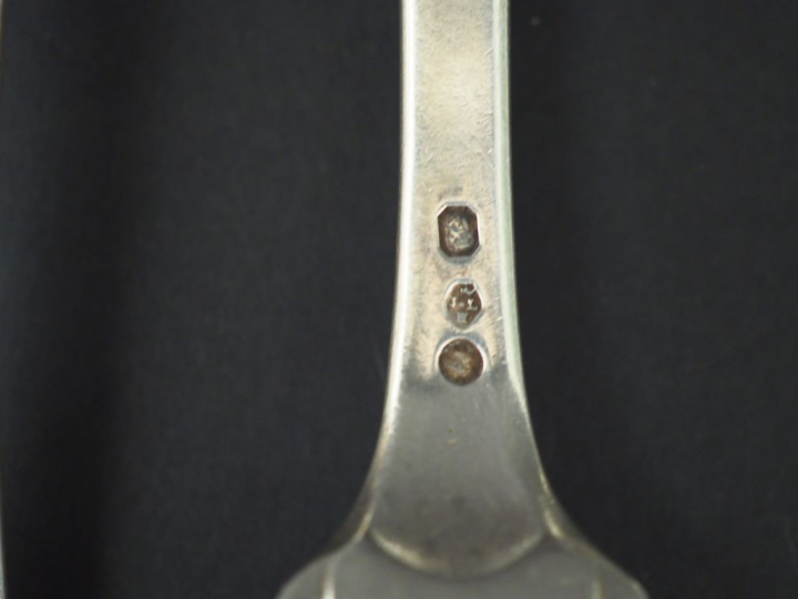 Suite de trois grands couverts Restauration en argent, poinçon Vieilla