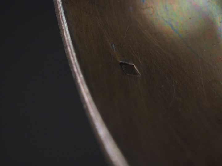 Louche de style Louis XVI en argent, poinçon Minerve, à décor de tiges