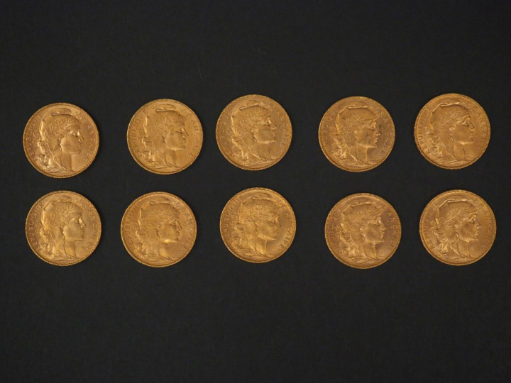 Dix pièces de 20 Francs or, 1907. FRAIS ACHETEURS 5% TTC.