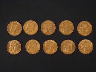 Vente aux enchères Dix pièces de 20 Francs or, 1907. FRAIS ACHETEURS 5% TTC.