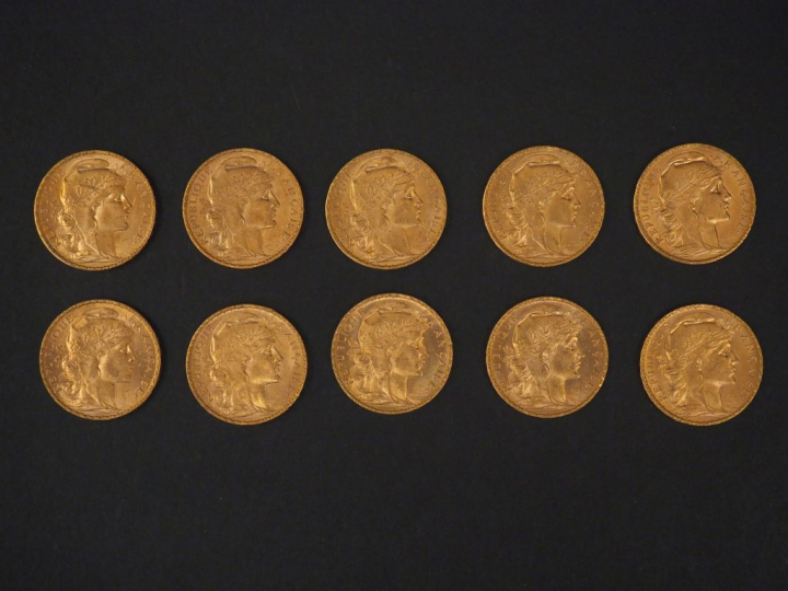 Dix pièces de 20 Francs or, 1907. FRAIS ACHETEURS 5% TTC.