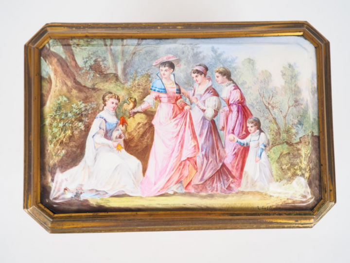 Grand coffret à bijoux Napoléon III de style Louis XVI en bronze et ém