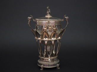 Vente aux enchères Confiturier Restauration en argent, poinçon Vieillard, et cristal, à d