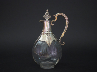 Vente aux enchères CARDEILHAC à Paris Verseuse 1900 en cristal et argent, poinçon Minerve
