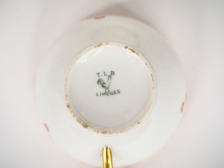 Service à thé Art déco en porcelaine polychrome de Limoges comprenant 