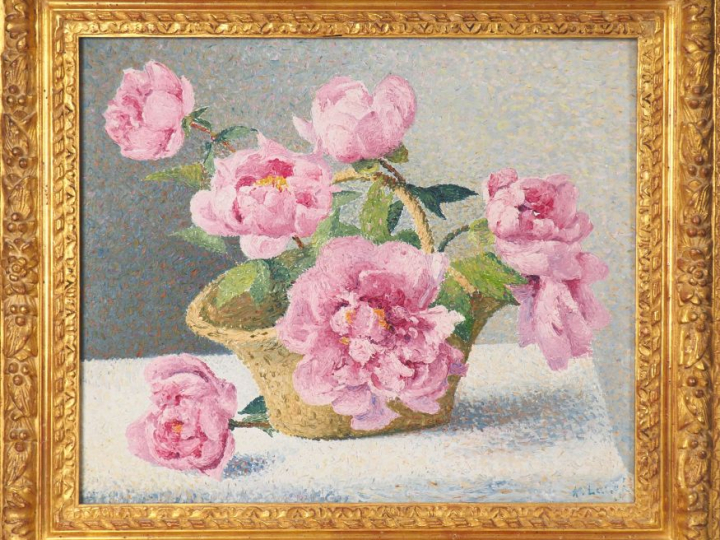 A. LAUGE.  "Corbeille de pivoines" Huile sur toile.  Cachet en bas à d