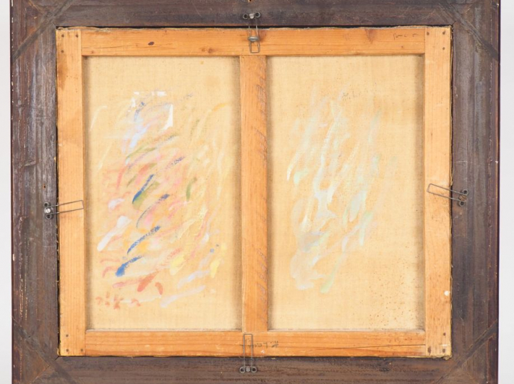 A. LAUGE.  "Corbeille de pivoines" Huile sur toile.  Cachet en bas à d