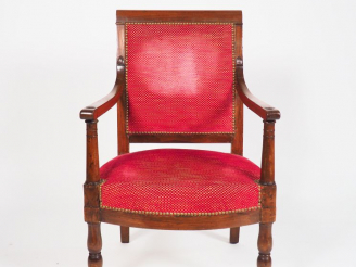 Vente aux enchères 	Fauteuil Empire en acajou pieds avant Jacob, pieds arrière sabre, gar