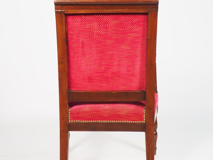 	Fauteuil Empire en acajou pieds avant Jacob, pieds arrière sabre, gar