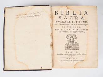 Vente aux enchères BIBLIA SACRA. Vulgatae Editionis. Edition nova, notis chronoligicis et