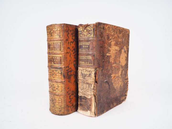 JOURNAL DE PHYSIQUE. Tome XXX et XXXI. Observations et Mémoires sur la