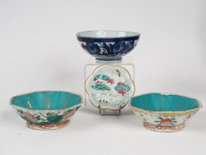 Chine, deuxième moitié et fin du XIXe siècle,  Lot comprenant :  - une