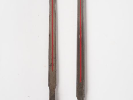 Japon, période Edo, Deux lances de type suyari à rainure centrale Hi s