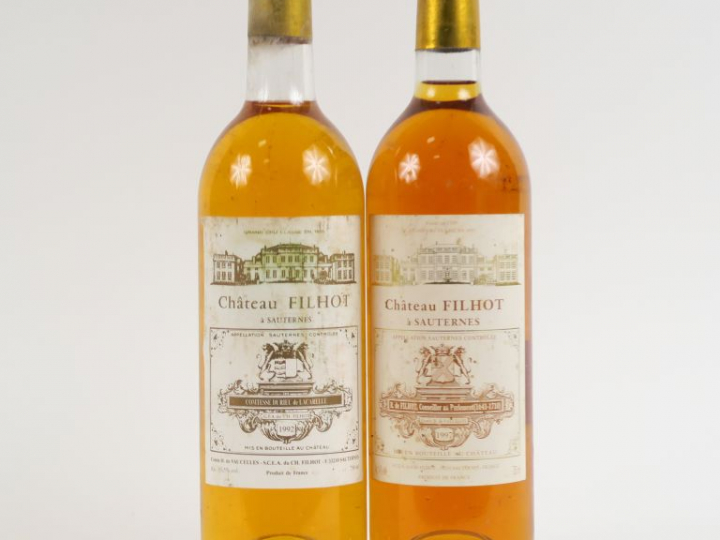 2 BOUTEILLES CHÂTEAU FILHOT CC SAUTERNES - 1 de 1992 BG/1 de 1997
