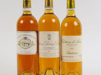 Vente aux enchères 3 BOUTEILLES CC SAUTERNES : 1 CHÂTEAU D'ARCHE 2000 - 1 CHÂTEAU DOISY V