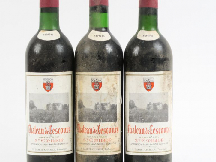 3 BOUTEILLES CHÂTEAU LESCOURS GCC ST EMILION - 1966 - 2 BG/1 HEP