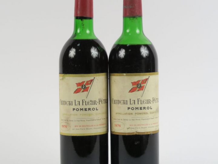 2 BOUTEILLES CHÂTEAU LA FLEUR PETRUS POMEROL - 1976 - 1 HEP/1 MEP