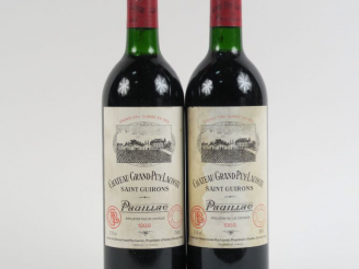 Vente aux enchères 2 BOUTEILLES CHÂTEAU GRAND PUY LACOSTE GCC PAUILLAC - 1988 - BG/ELT